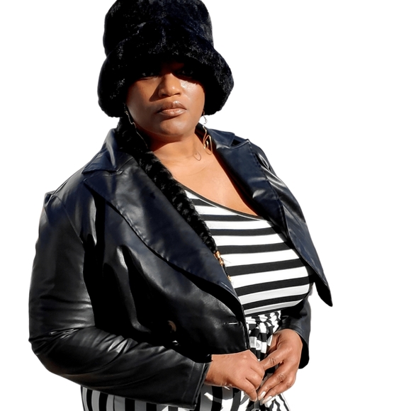 Faux Fur Bucket Hat- Black - Picture 4 of 4